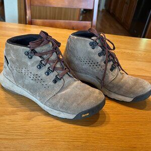 Danner Dry Women’s Inquire Chukka Hiking Boots 7 Gray/Plum – Waterproof, Vibram